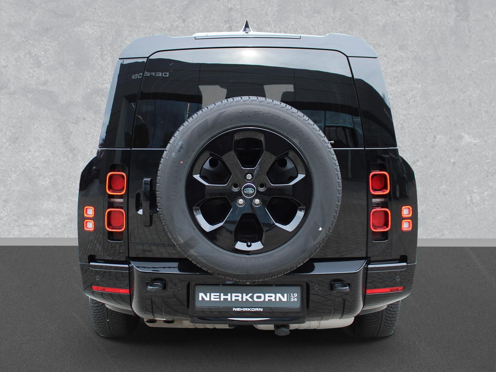 Fahrzeugabbildung Land Rover Land Rover Defender 130 D300 X-Dynamic SE