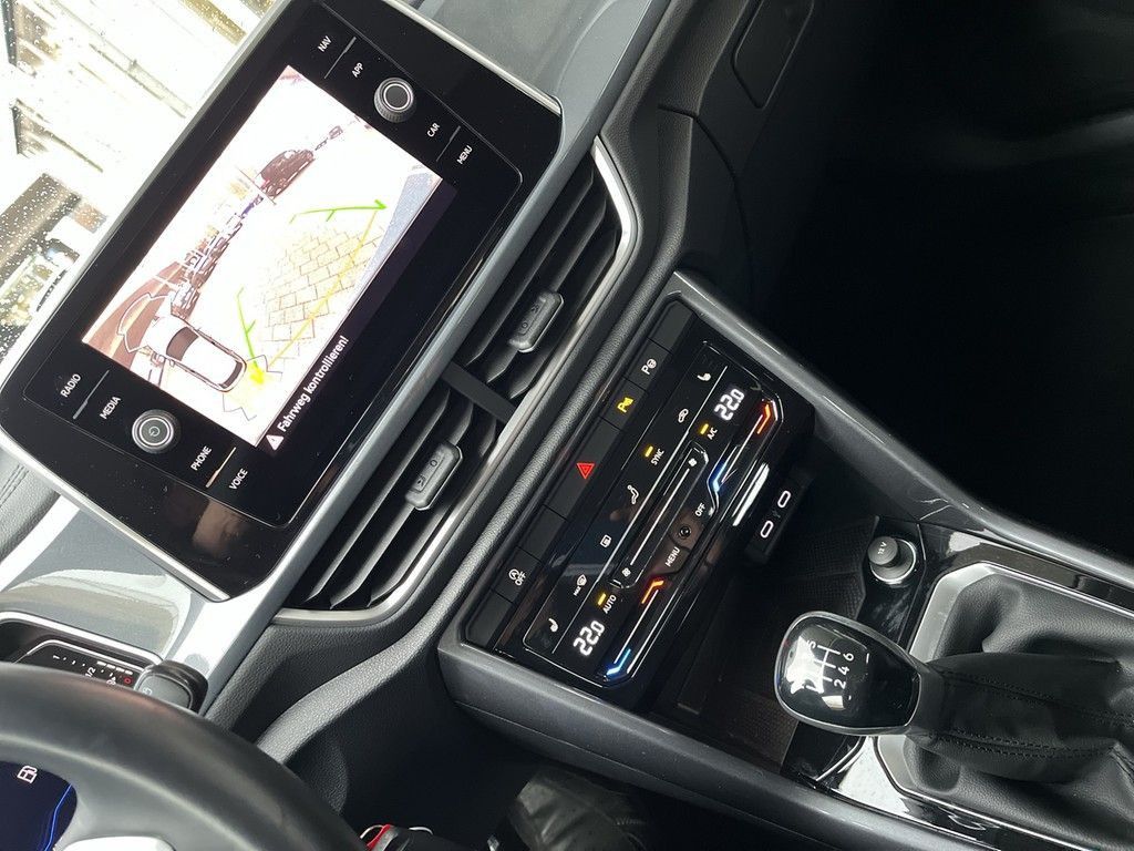 Volkswagen T-Roc - Bild 17