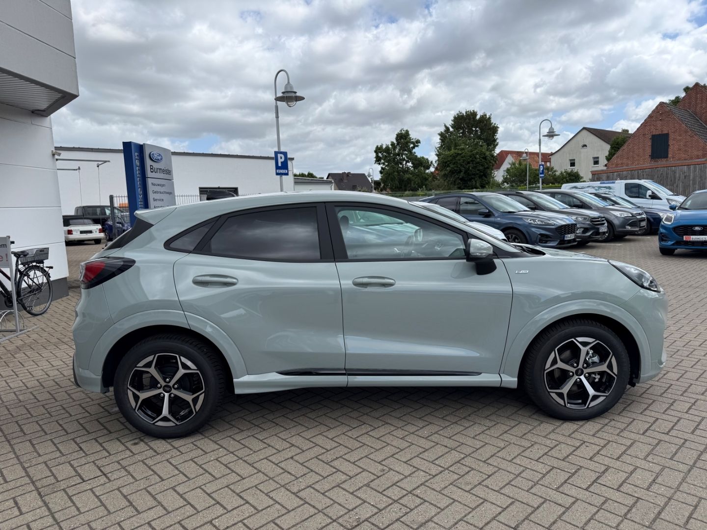 Fahrzeugabbildung Ford Puma ST-Line AHK Navi Digiki LED CarPlay 5JG GJR