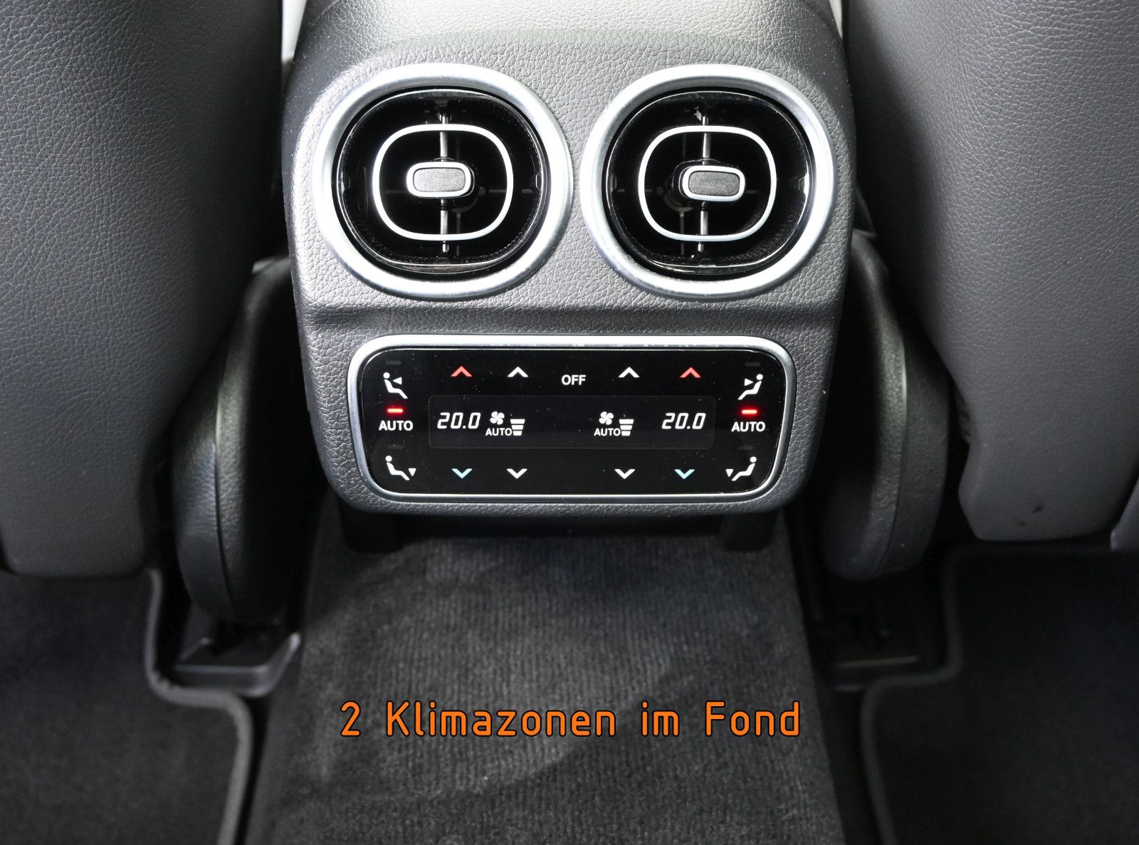 Fahrzeugabbildung Mercedes-Benz C 400 e 4Mat. AMG Line °UVP 100.026€°PANO°AHK°
