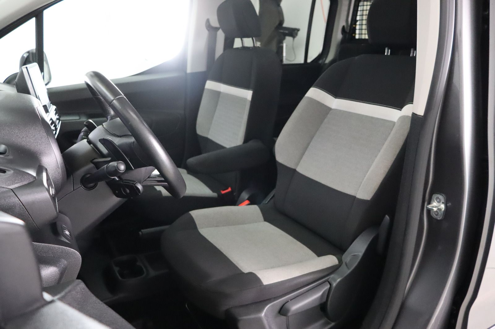 Fahrzeugabbildung Andere Citroën Berlingo 1.Hand Top-Zustand * Service ne