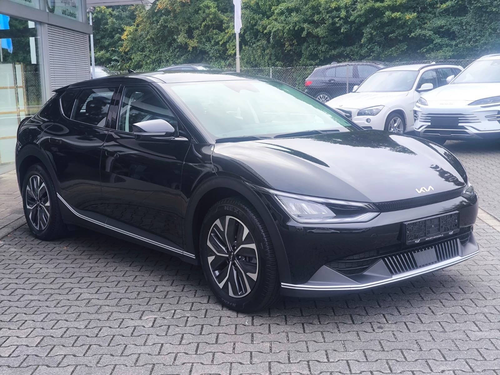 Vehicle image Kia EV6 2WD WERKSGAR+NAVI+LED+SHZ+DAB+KAMERA+ACC+WP+