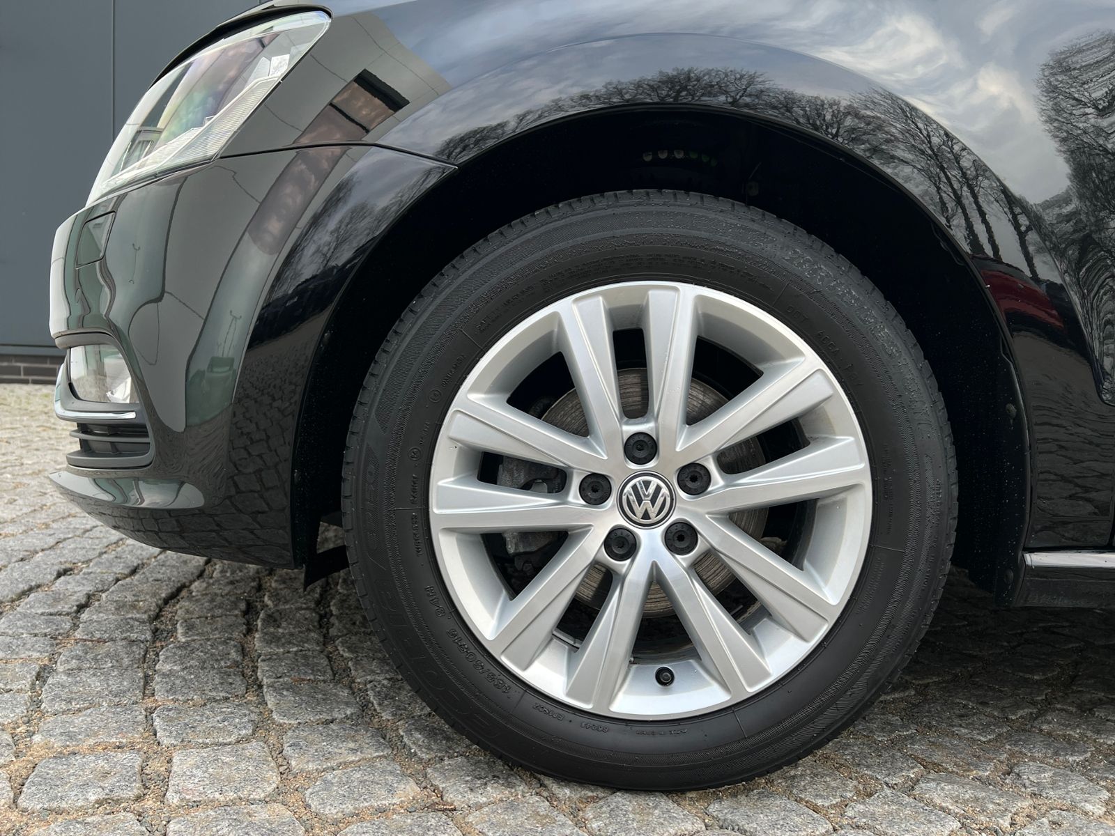 Fahrzeugabbildung Volkswagen Polo 1.2 TSI Comfortline BMT *Klima, Sitzhzg., P