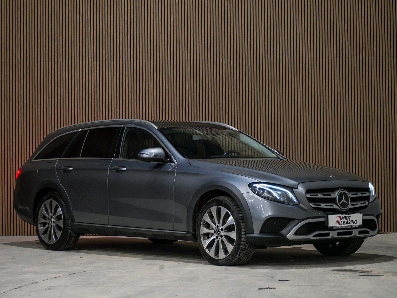 MERCEDES-BENZ E400d 4Matic AllTerrain HeadUp*Memory*Pano*Luft