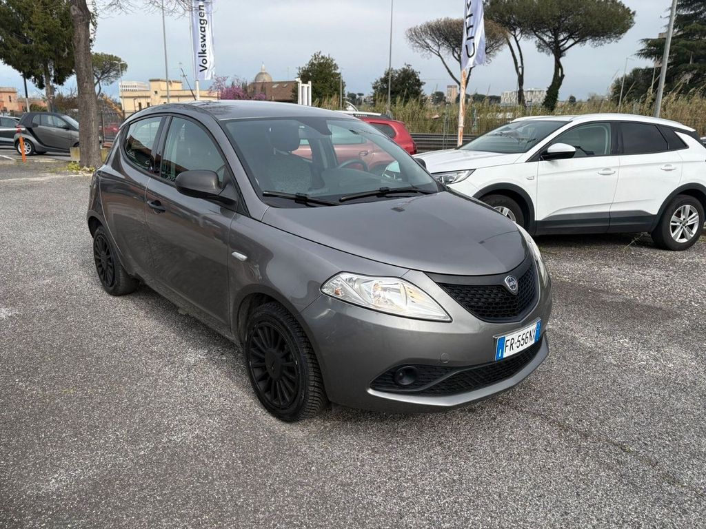 Image of Lancia Ypsilon