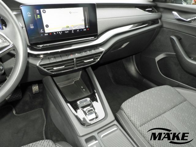 Octavia Combi Style 1.5 TSI DSG RFK AHZV NAV LED