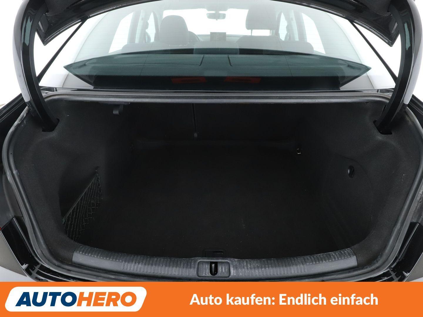 Audi A3 Limousine 1.4 TFSI ACT ultra Ambition*NAVI*