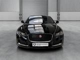 Jaguar XF PURE AUTOMATIK+NAVI+PANO+MERIDIAN+360+ALU+TÜV - Jaguar: Schwarz