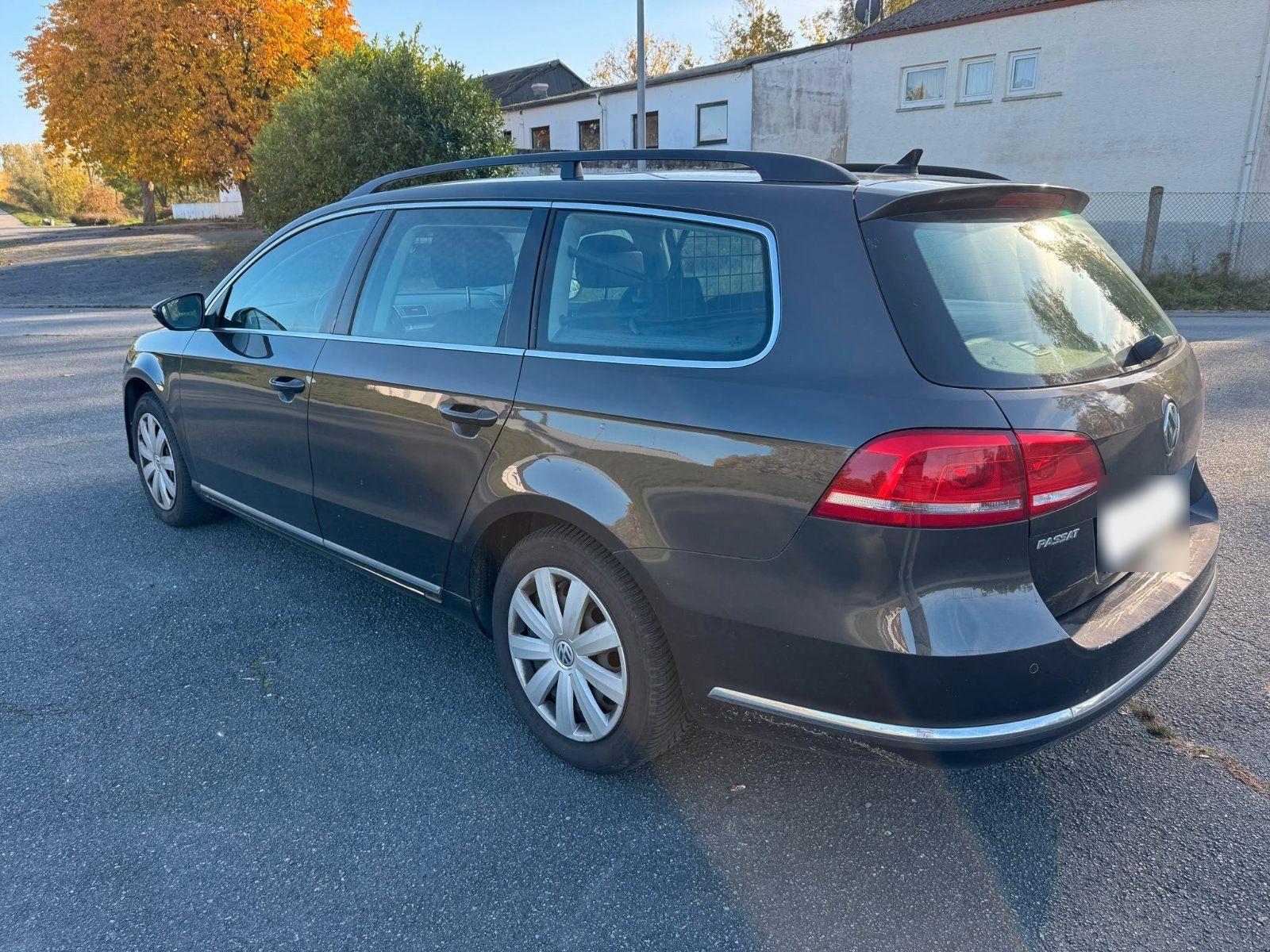 Volkswagen Passat 2012 — photo 5
