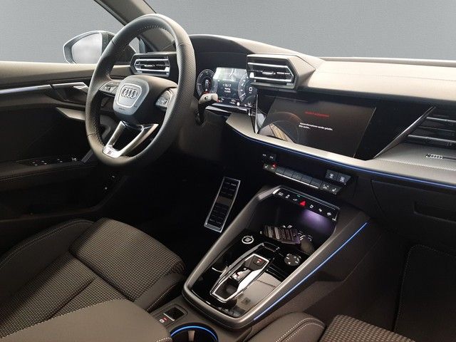 Fahrzeugabbildung Audi A3 Sportback S line 45TFSIe AHK Navi Kamera