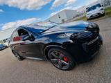 Porsche Cayenne GTS GTS - Porsche Cayenne: Alcantara