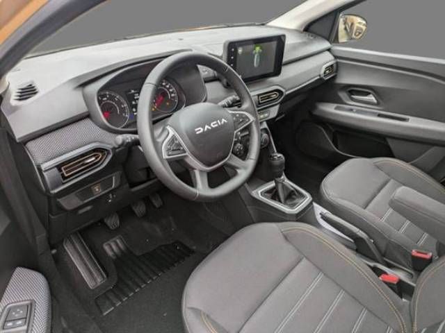 Fahrzeugabbildung Dacia Sandero Stepway Extreme TCe 110