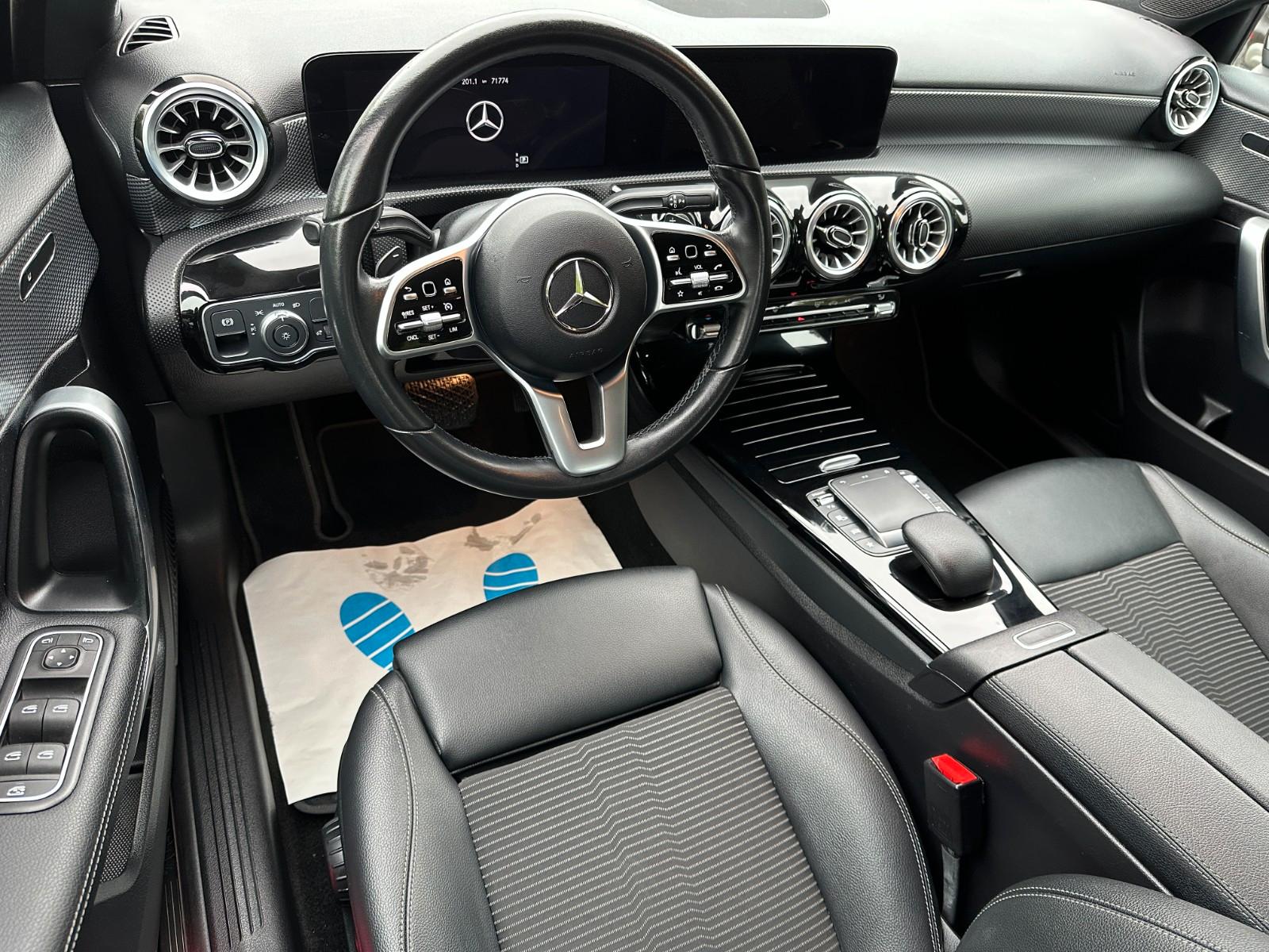 Mercedes-Benz A-Class AUTOMATIK LEDER SHZ RFK, миниатюра 9