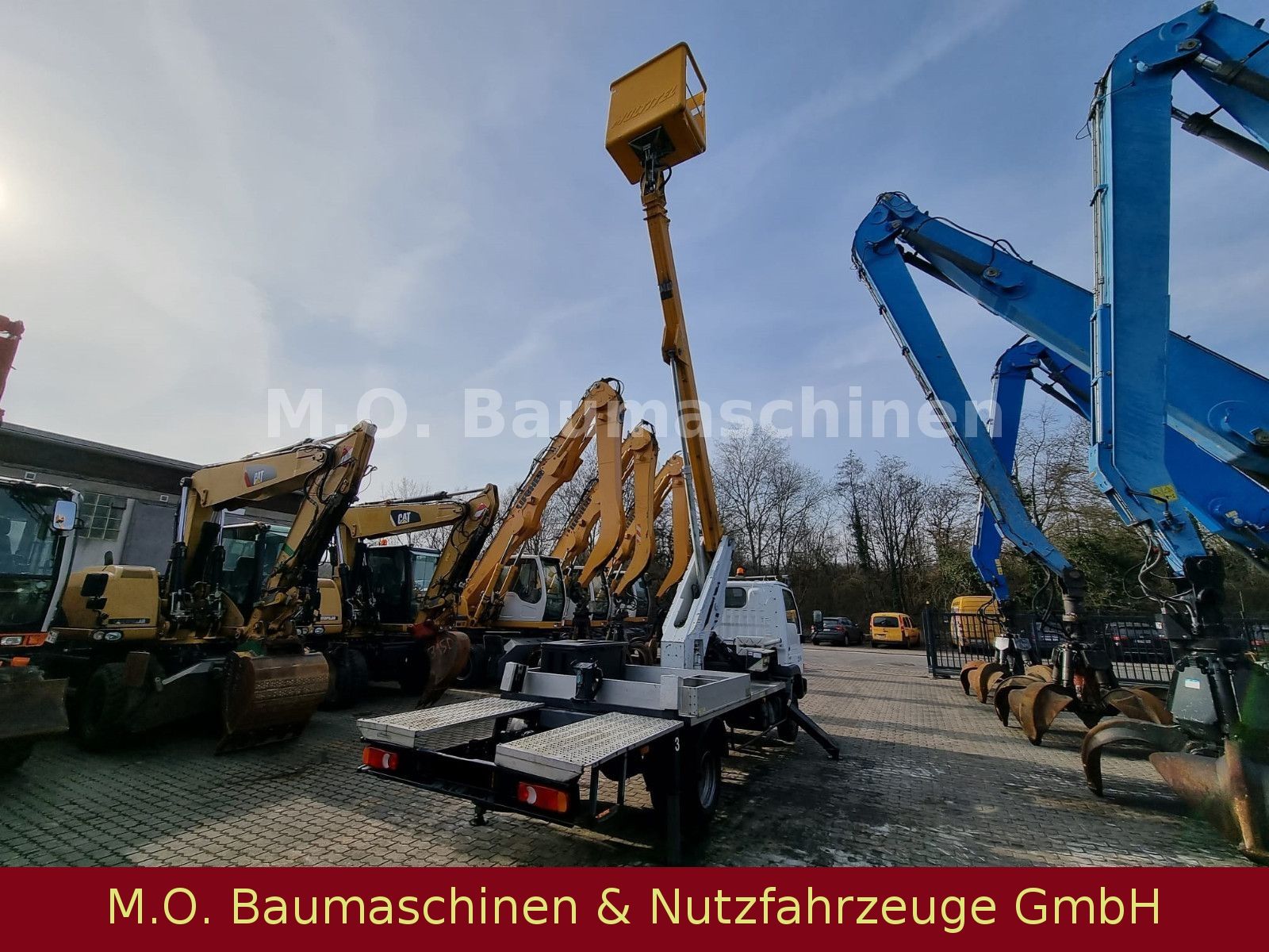 Fahrzeugabbildung Nissan Capstar  Multititel 180 Alu /  18 m