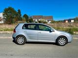 Volkswagen Vw Golf 5 ohne rost neu Tüv - Volkswagen Golf aus 2004: Golf5