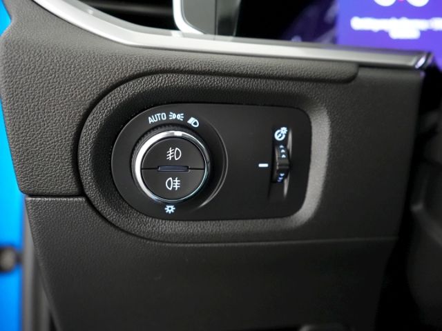 Grandland ULTIMATE PHEV 4X4 AT+LED MATRIX+NAVI+3