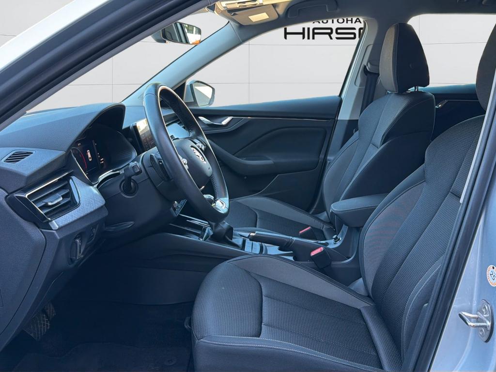 Skoda Scala 2023 г. Серебристый, пробег 45530 км