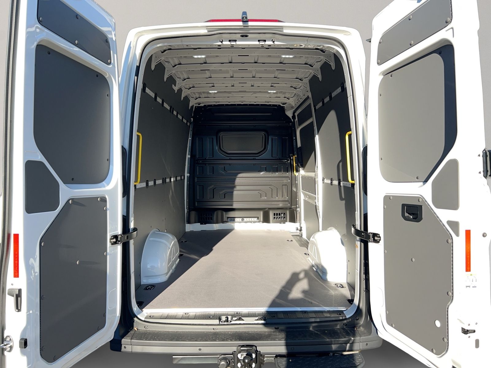 Crafter 35 Kasten HD 2.0 TDI, AHK, LED, RearView