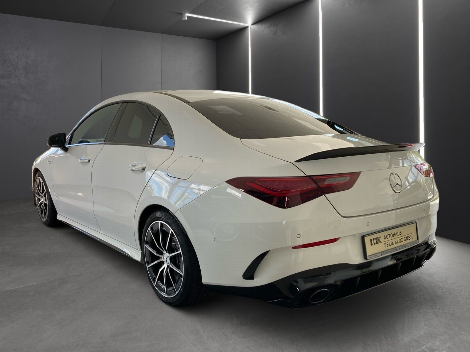 Fahrzeugabbildung Mercedes-Benz CLA 35 AMG 4M*Aero*Pano*HUD*Burm*STDHZG*Dist*360
