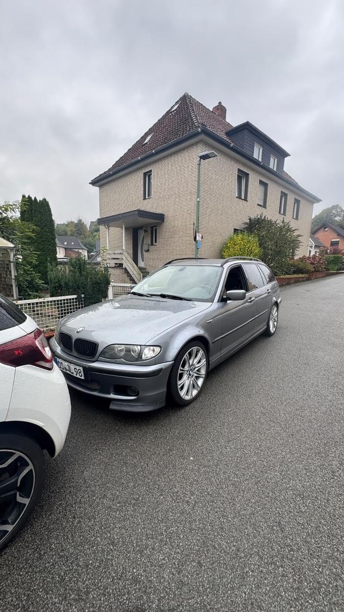BMW 320
