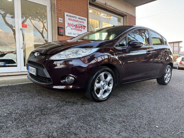 Ford Fiesta 1.4 TDCi 68CV 5 porte Titanium 12 ME