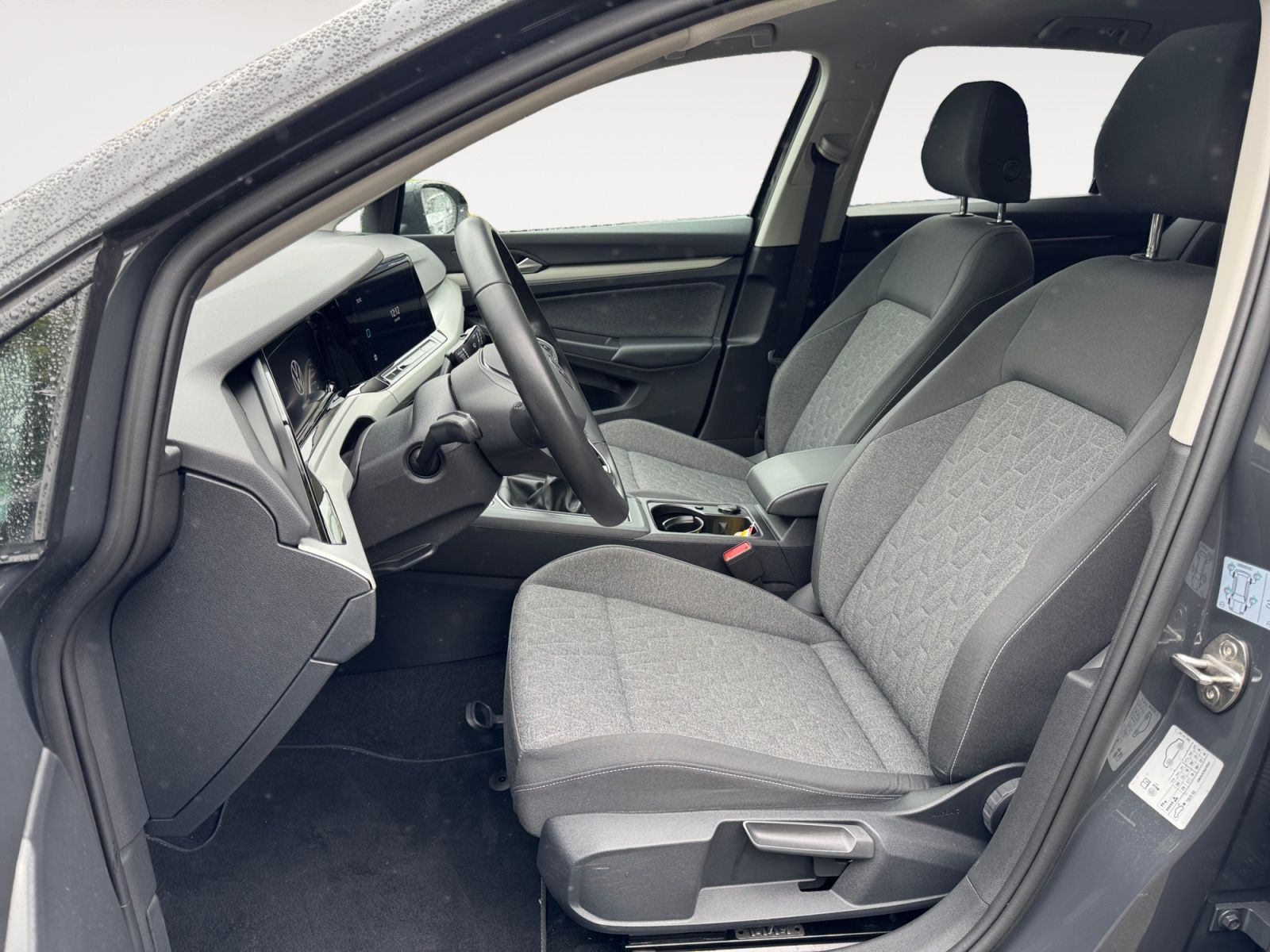 Volkswagen Golf - Bild 10