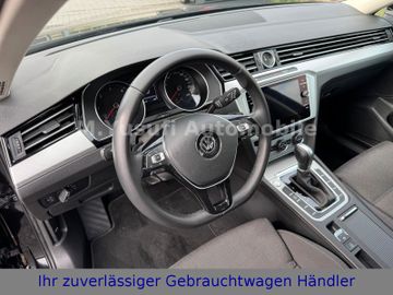 Volkswagen Passat Variant - 11