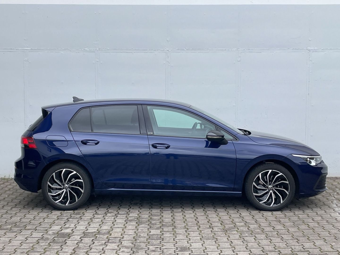 Golf VIII 1.5 eTSI DSG United AHK/Kamera/ACC/DCC