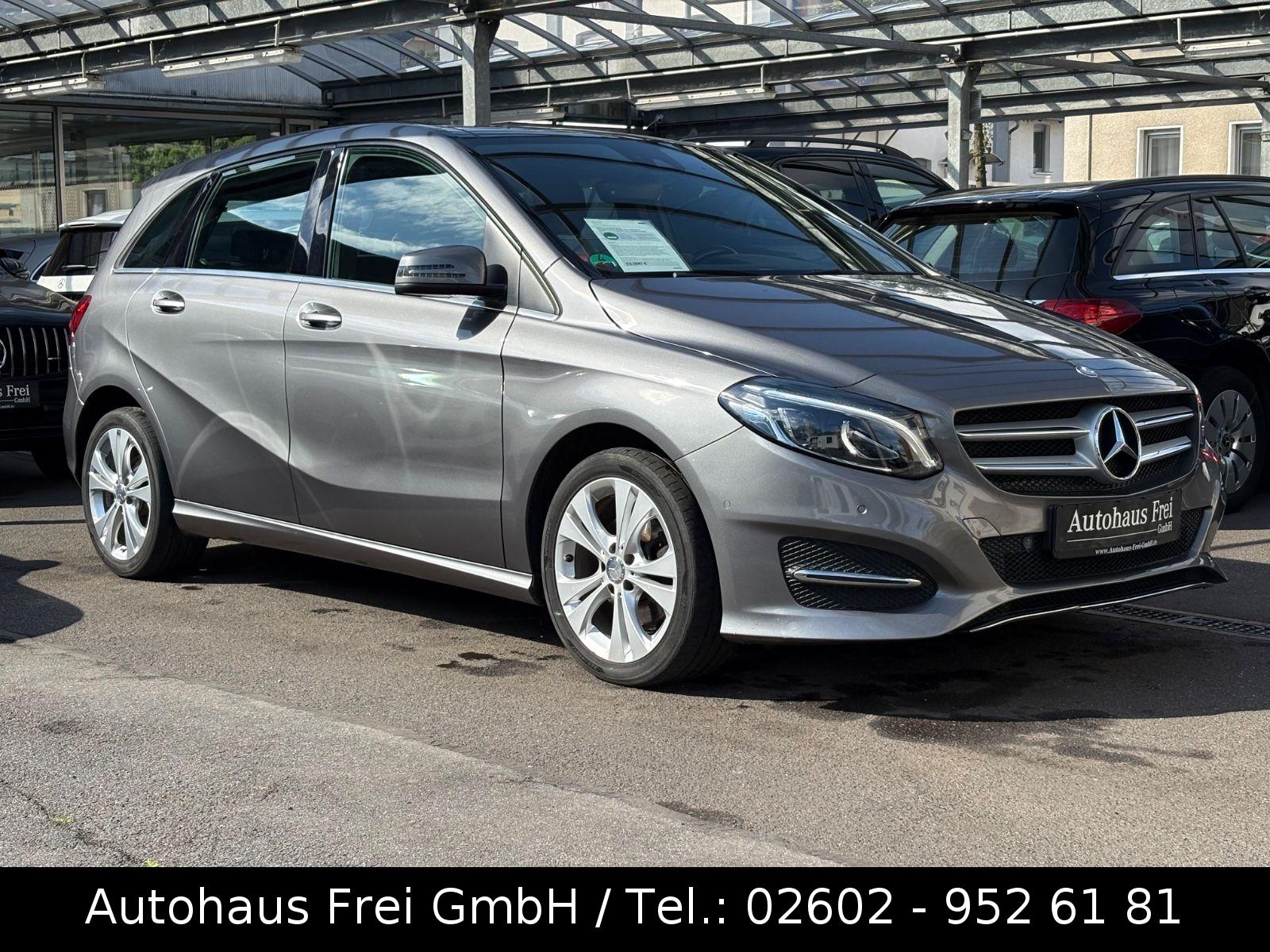 Mercedes-Benz B 200 CDI URBAN*2-HAND*LED*KAMERA*TEILLEDER*PANO