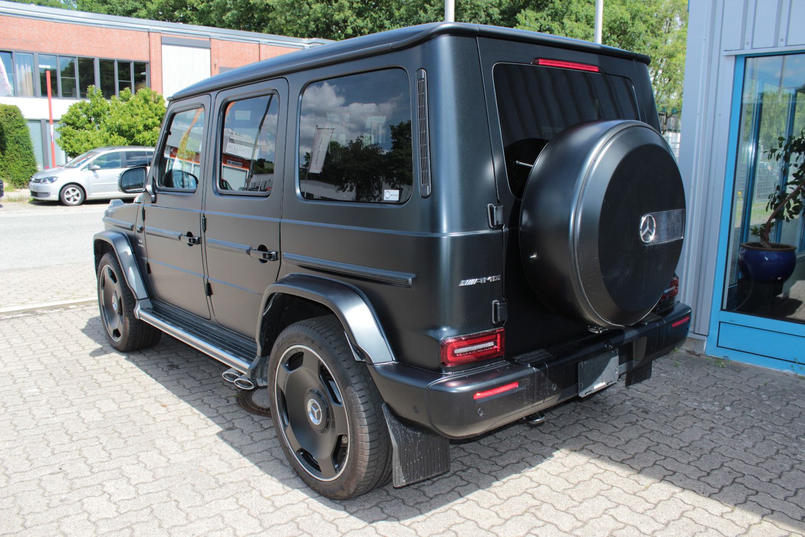 Fahrzeugabbildung Mercedes-Benz G 63 AMG *MY26* *A22* *SUPERIOR* *CARBON*