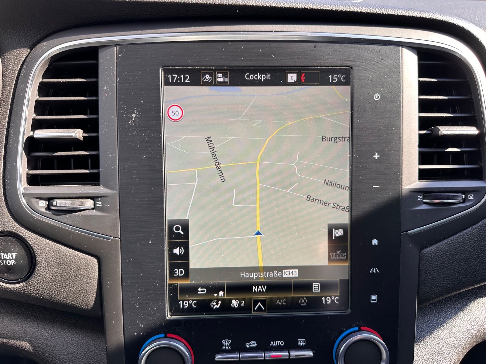Fahrzeugabbildung Renault Megane Grandtour 1.7 dCi BOSE DCT ACC/Navi/LED