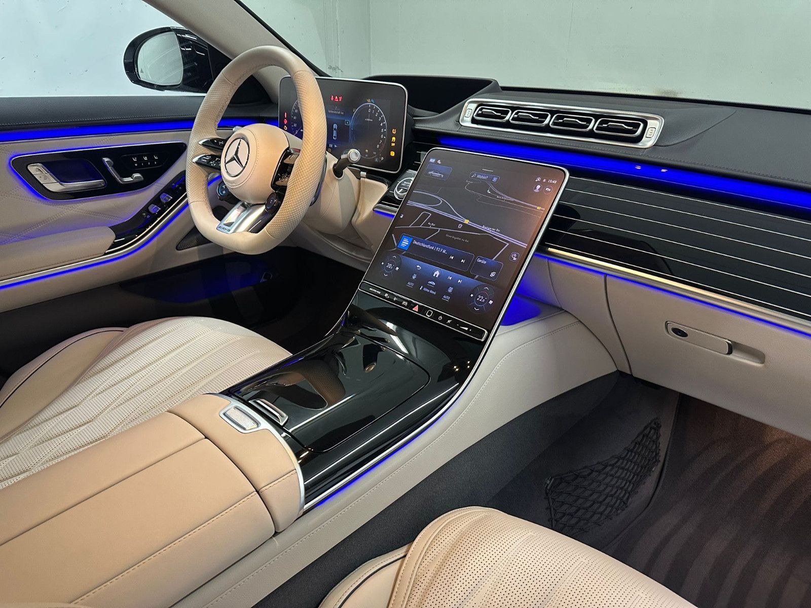Fahrzeugabbildung Mercedes-Benz S 63 E Performance L  *KERAMIK*PANORAMA*TV*