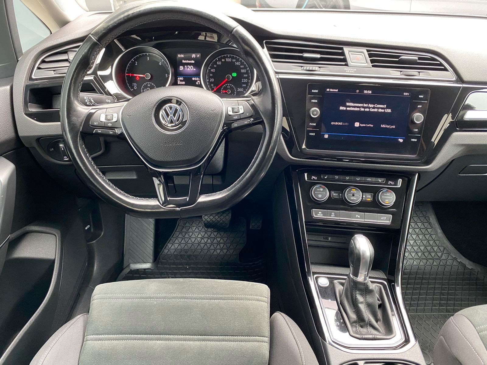 Volkswagen Touran - Bild 15