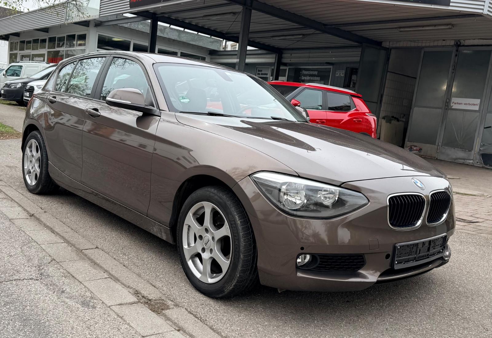 BMW 1er Limousine 5-trg. 114 i/SHZ/PDC/TÜV/KLIMA/ALU