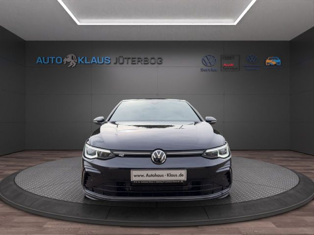 Golf VIII 2.0 TSI R-Line+Black Style+Navi+Pano