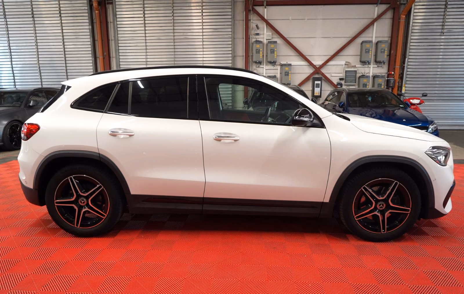 Mercedes-Benz GLA 200 AMG *2.Hand*Unfallfrei*Keyless Go*Pano*