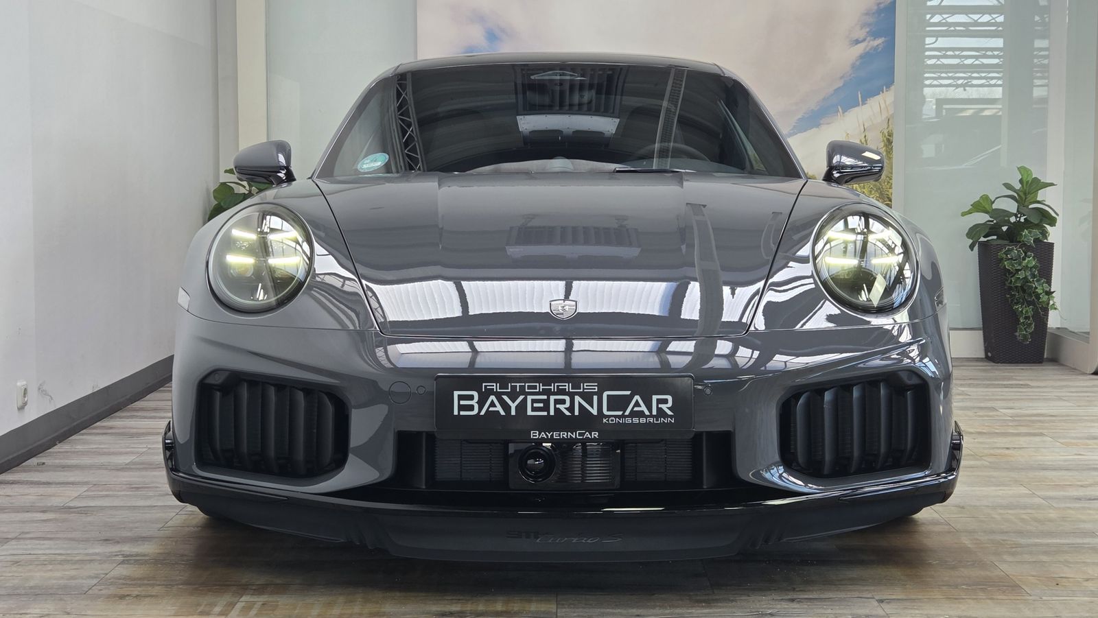 Porsche 992 Turbo S SportDesign Titan Lift Burmester imagem 2