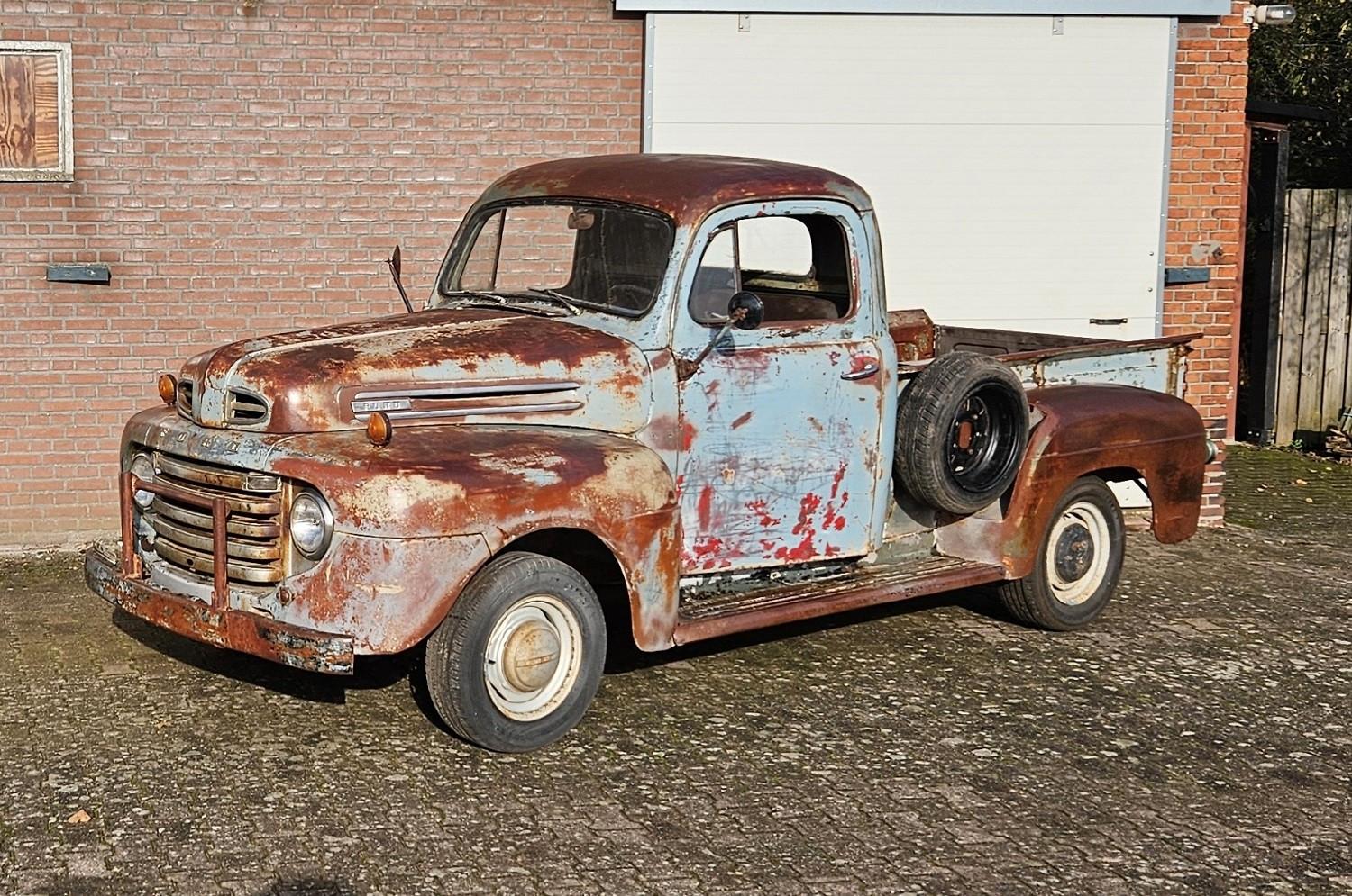 Ford 1949 Ford F1 Pick up V8 Flathead  Patina look