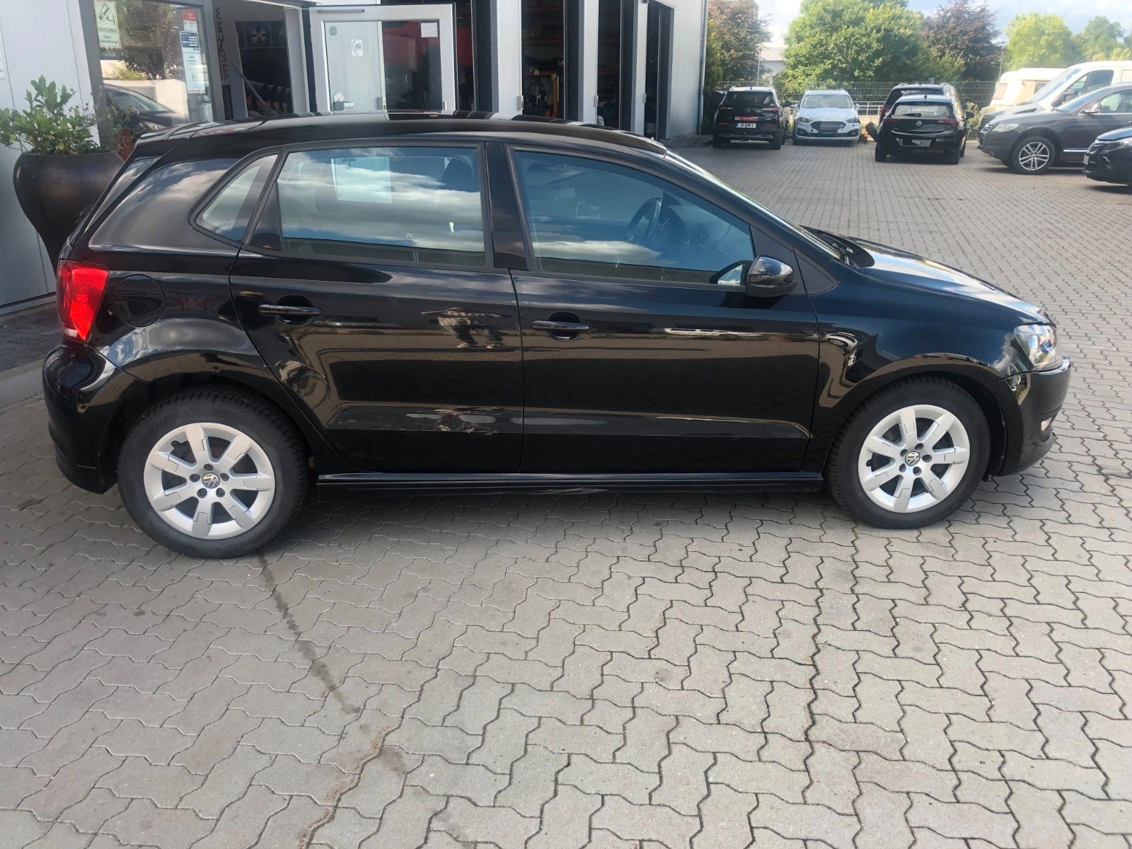 Fahrzeugabbildung Volkswagen Polo V Trendline BlueMotion/BMT TÜV 10/2027