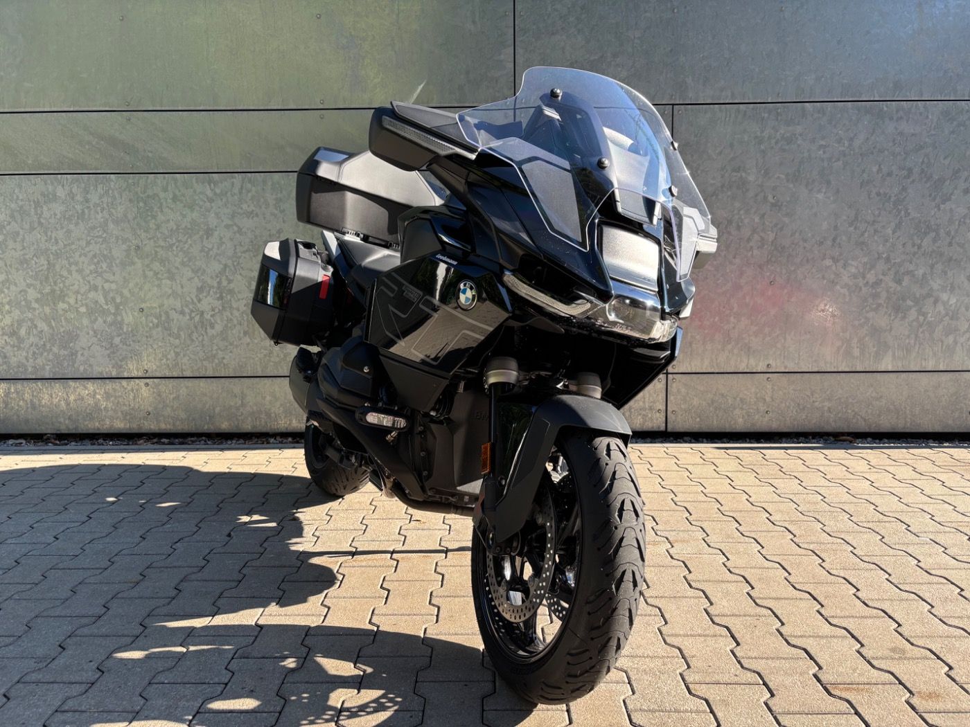 Fahrzeugabbildung BMW R 1300 RT 4 Pakete