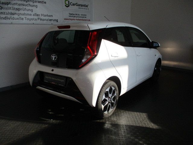 Fahrzeugabbildung Toyota AYGO x-play Team D