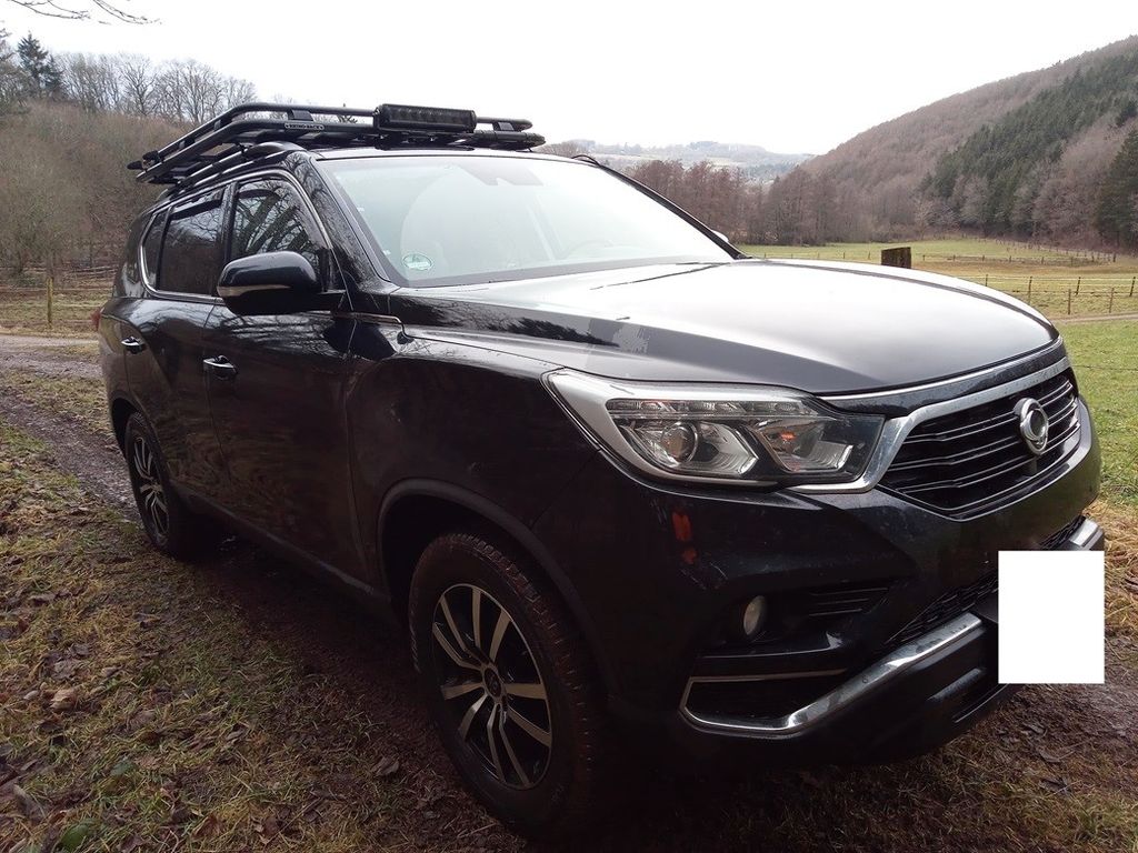 Image of Ssangyong REXTON