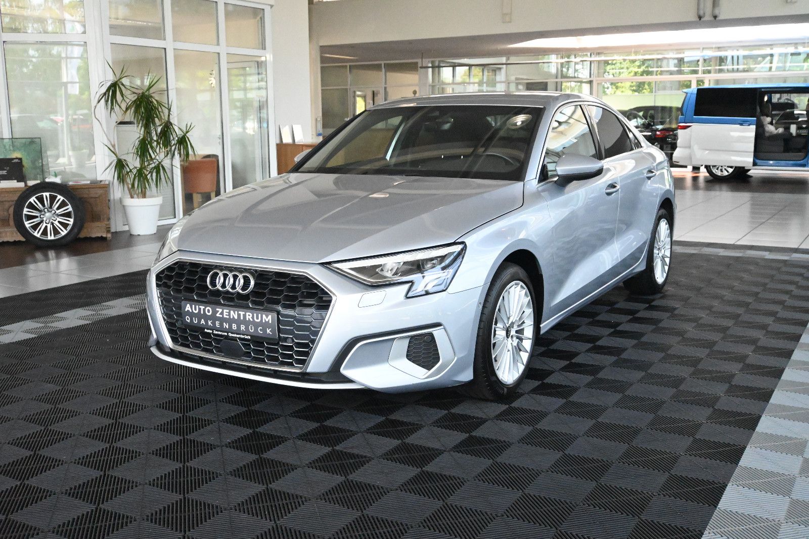 Audi A3 Lim 30 TDI advanced LED Navi Virtual Cam PDC imagem 3