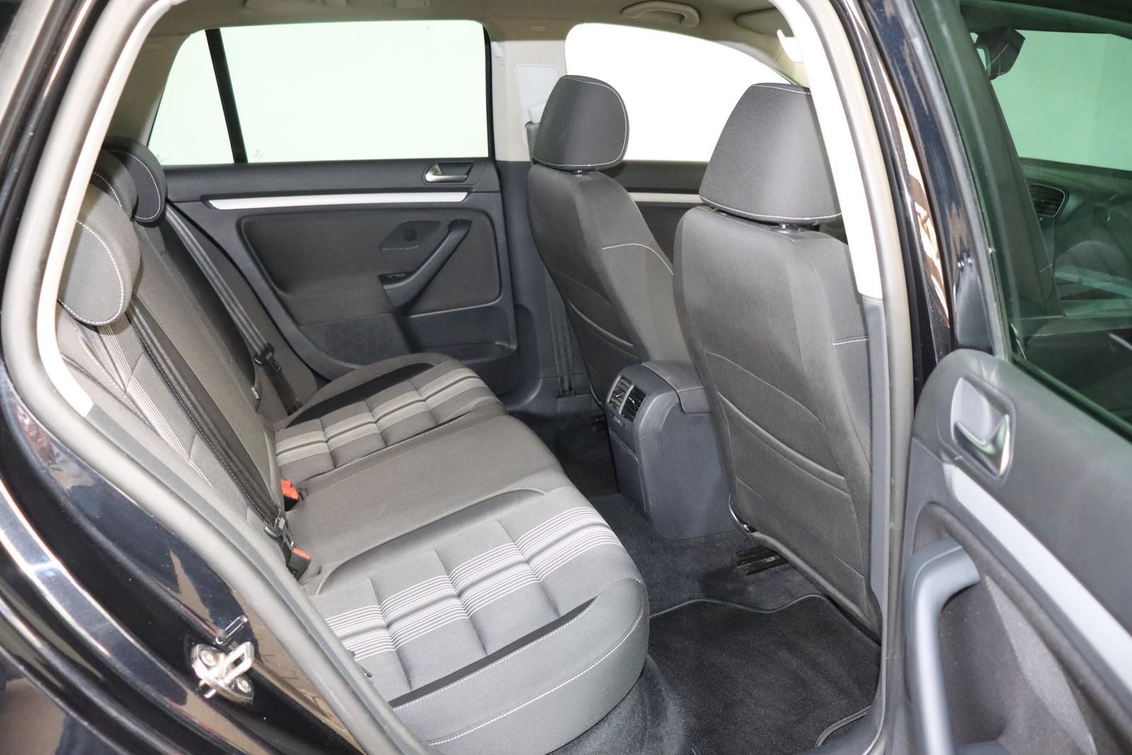 Volkswagen Golf 2012 — photo 14