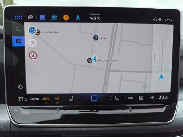 Fahrzeugabbildung Volkswagen Golf VIII 1.5 TSI Enegy LED NAVI AHK CLIMATRONIC