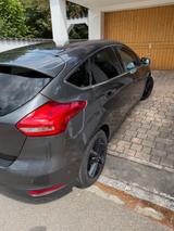 Ford Focus 1.5 TDCi 88kW PowerShift Titanium Titanium - Ford Focus: Tdci Powershift