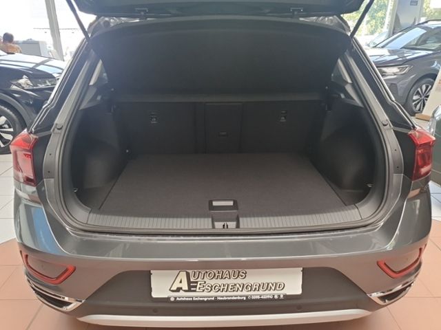 Fahrzeugabbildung Volkswagen T-Roc 1.5 TSI DSG Style LED-PLUS NAVI AHK RFK GJ