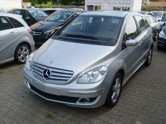 Mercedes-Benz B 200