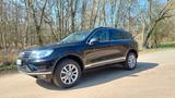 Volkswagen Touareg V6 4MOTION PANO LEDER LUFTFEDERUNG - VW Touareg Gebrauchtwagen in Lübeck