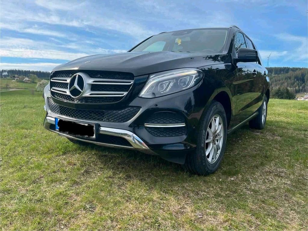 Image of Mercedes-Benz GLE 350